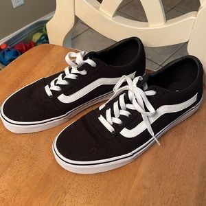 Vans womens size 11 shoes